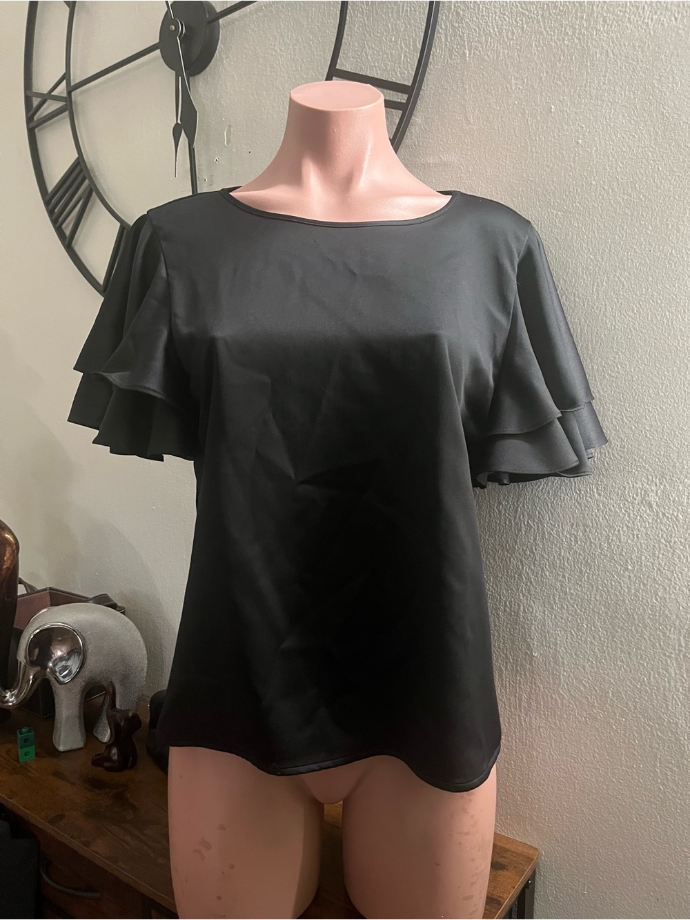 #315 Women's Black Ruffle Sleeve Top - Elegant Short-Sleeve Blouse